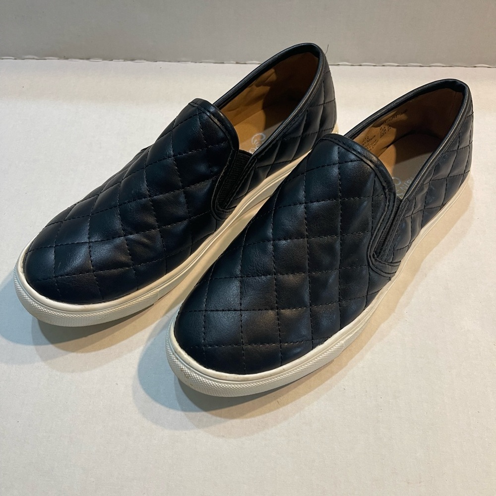 MOUNTAIN SOLE WOMENS SLIP ON SHOES